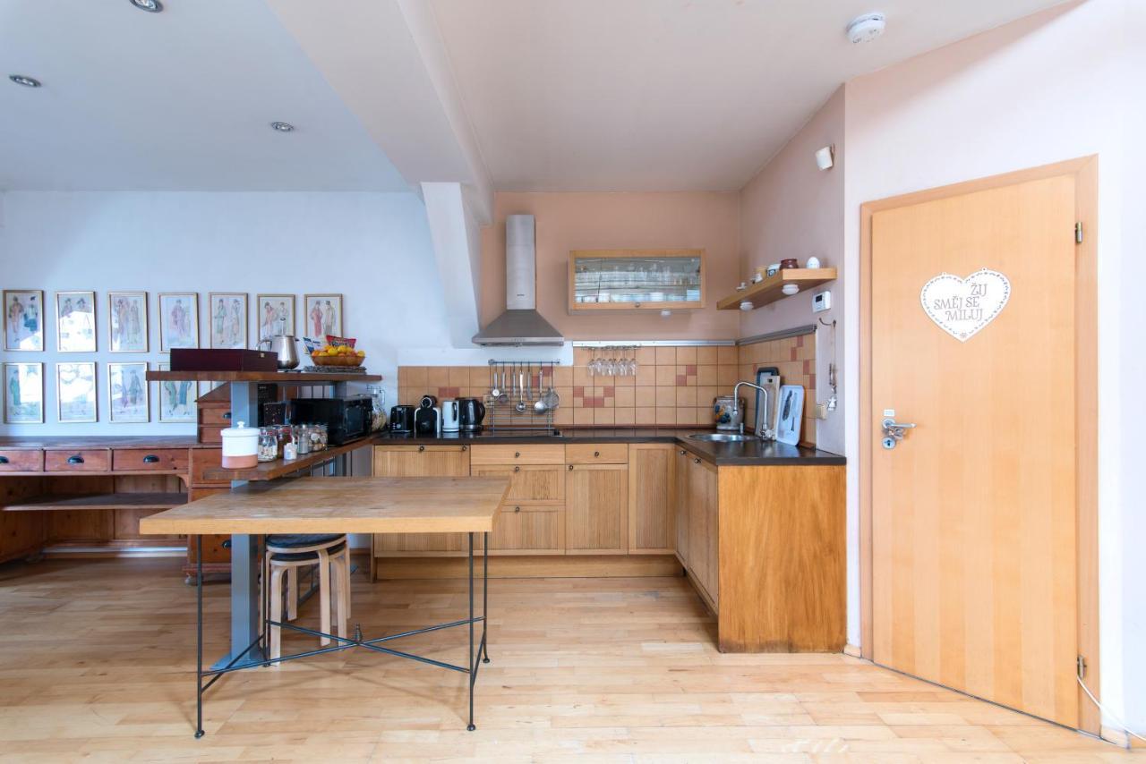 Apartment Neratovice Екстериор снимка