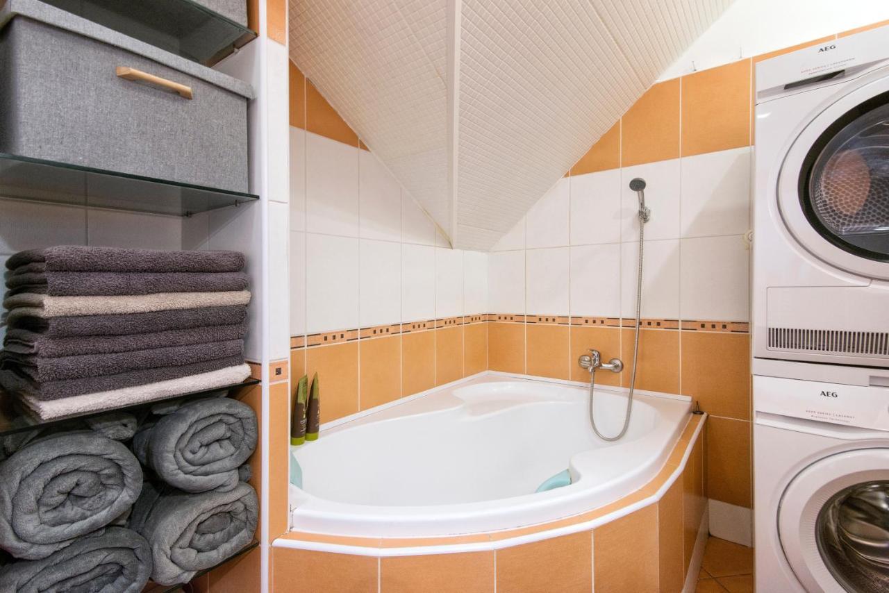 Apartment Neratovice Екстериор снимка